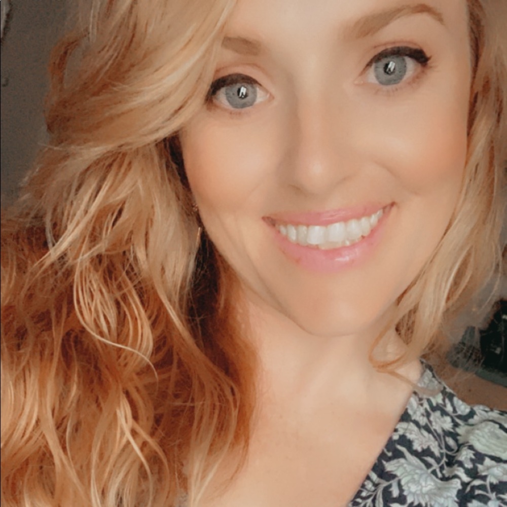 Meet your Posher, Lauren